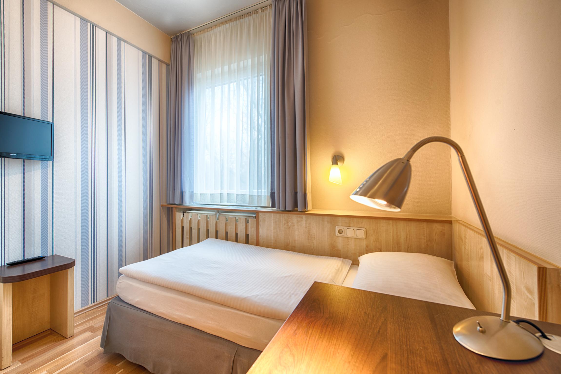 Enjoy Messe Hotel 3*