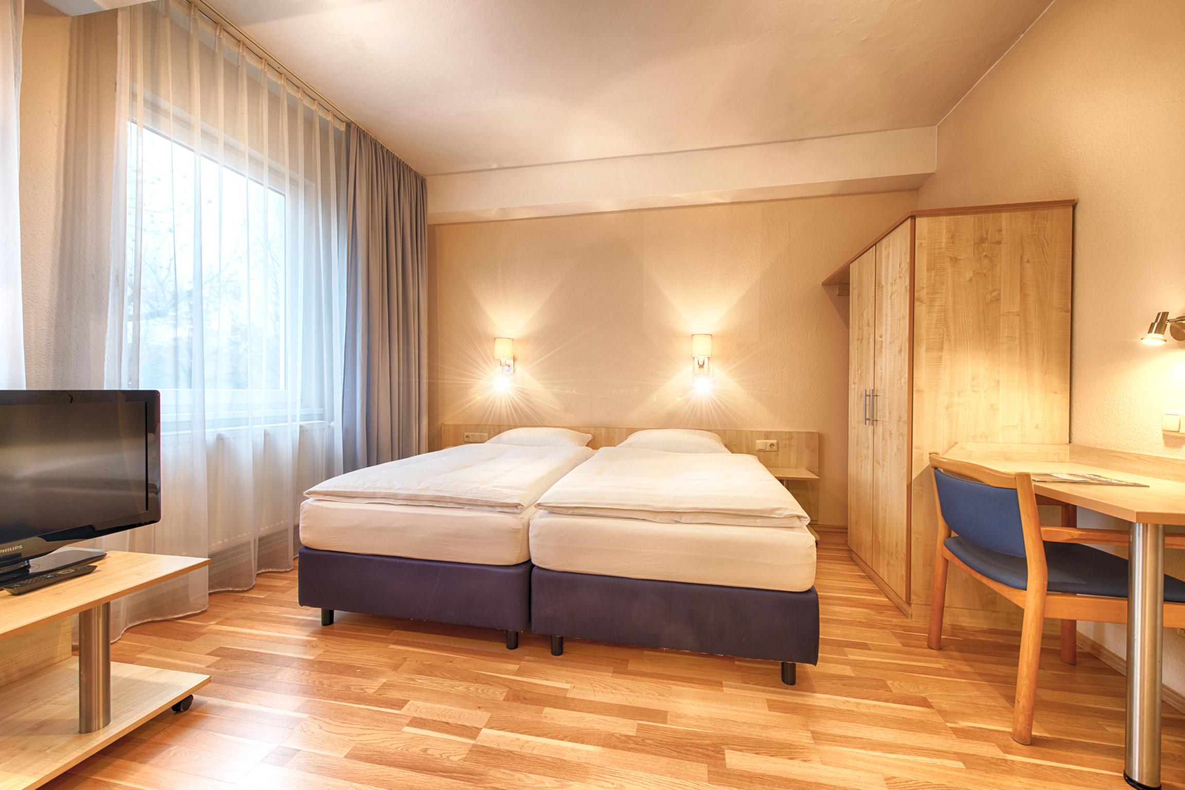 Enjoy Messe Hotel 3*