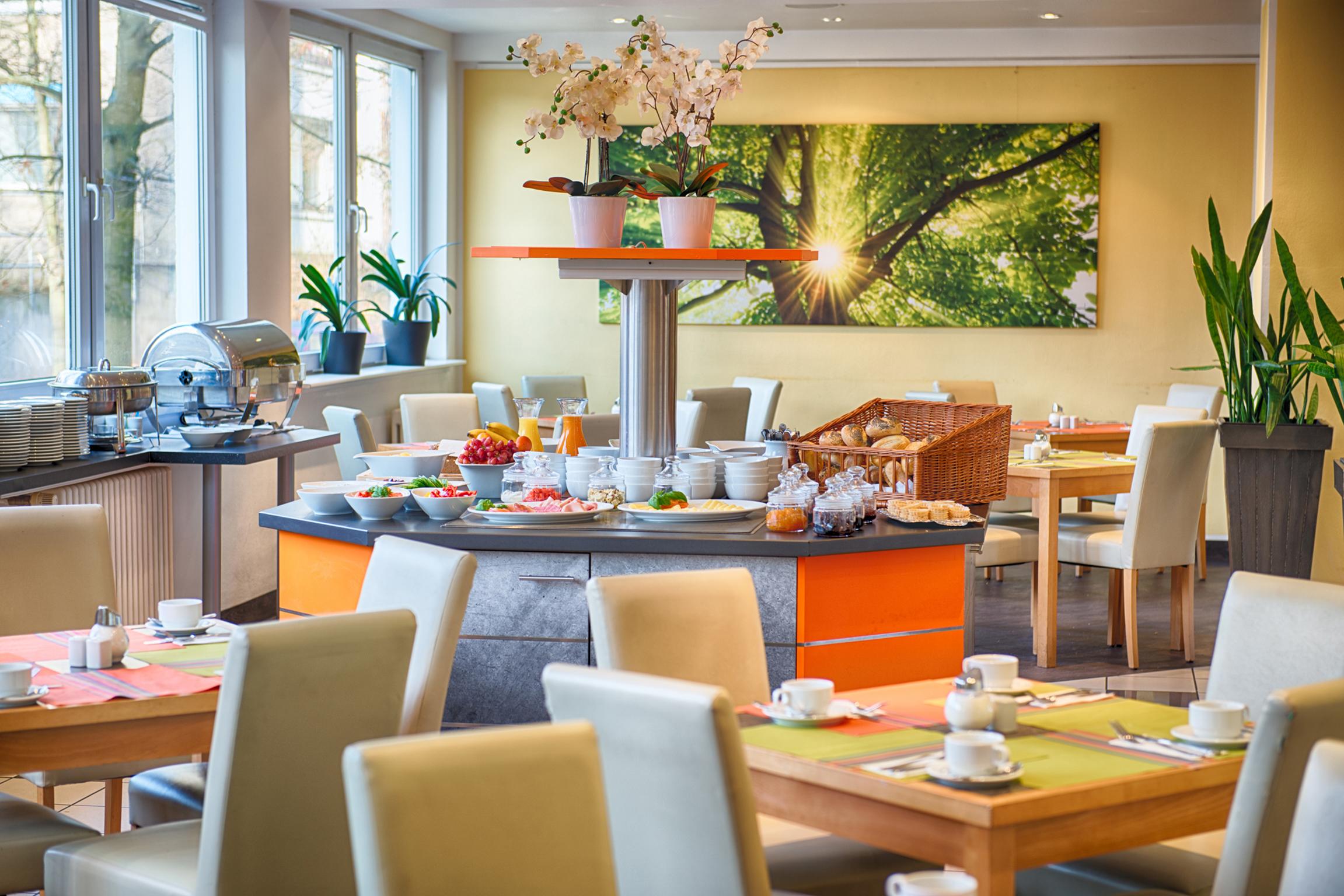 Hotel Enjoy Messe
