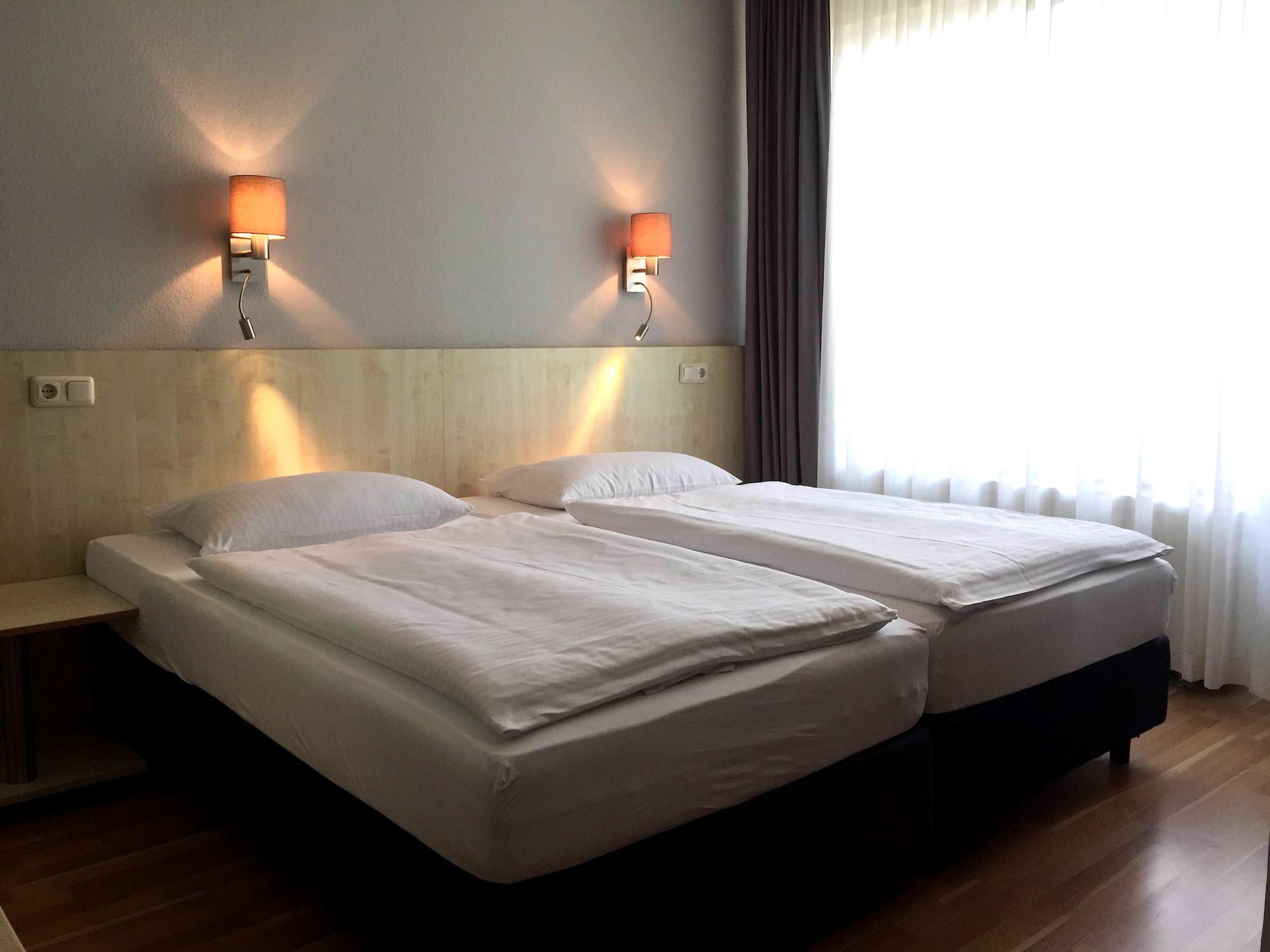 Hotel Enjoy Messe Berlino