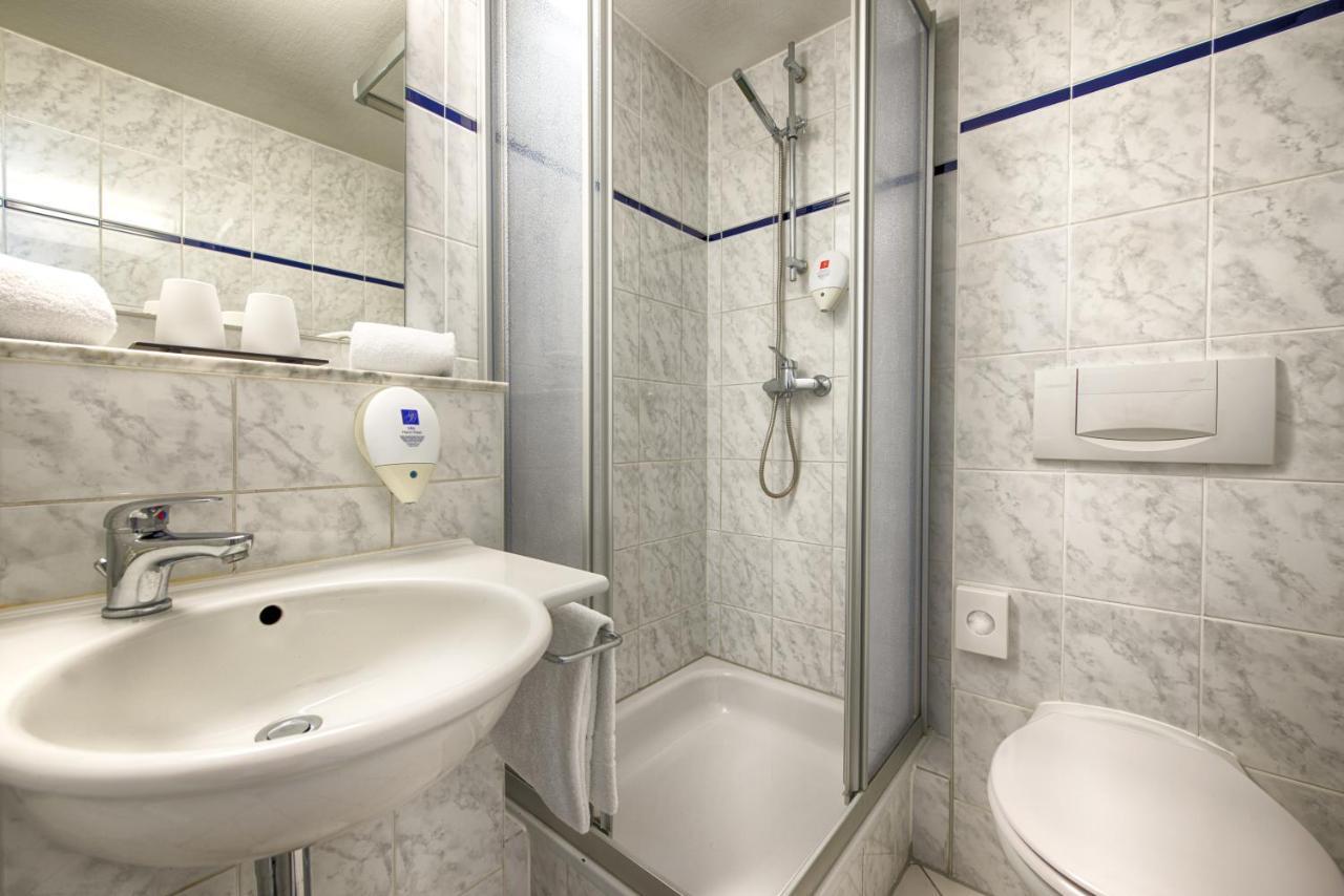 Hotel Enjoy Messe 3*