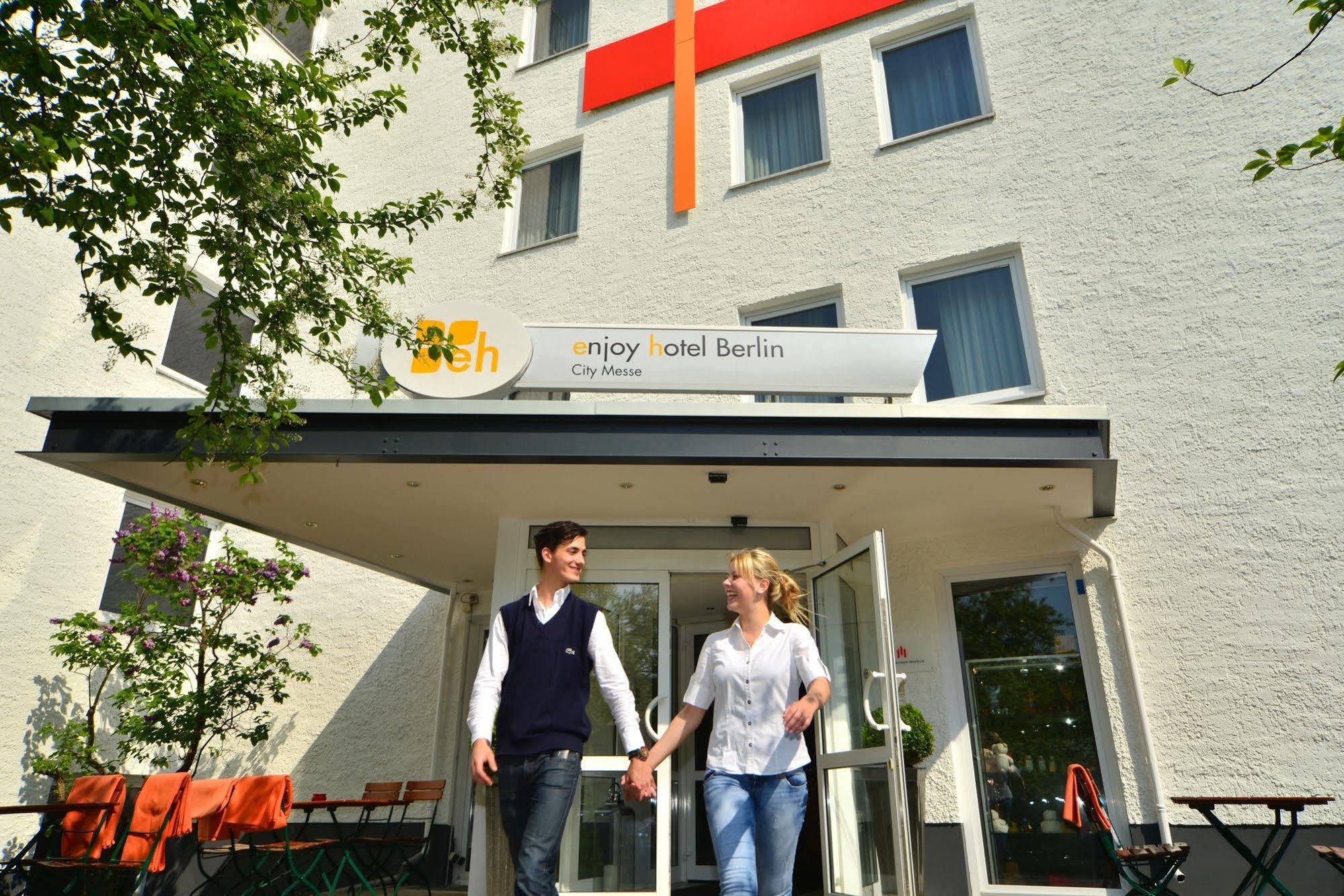 Hotel Enjoy Messe 3*